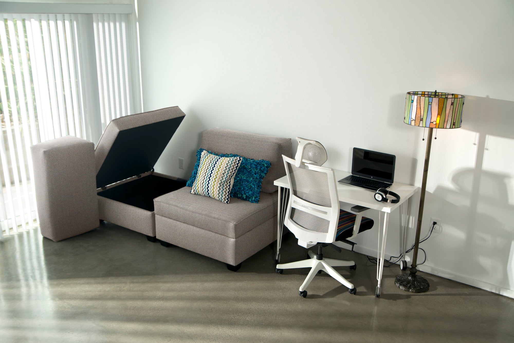 Duobeds Sofa Corner Pillow Corner comfort awaits. – DuoBed Store